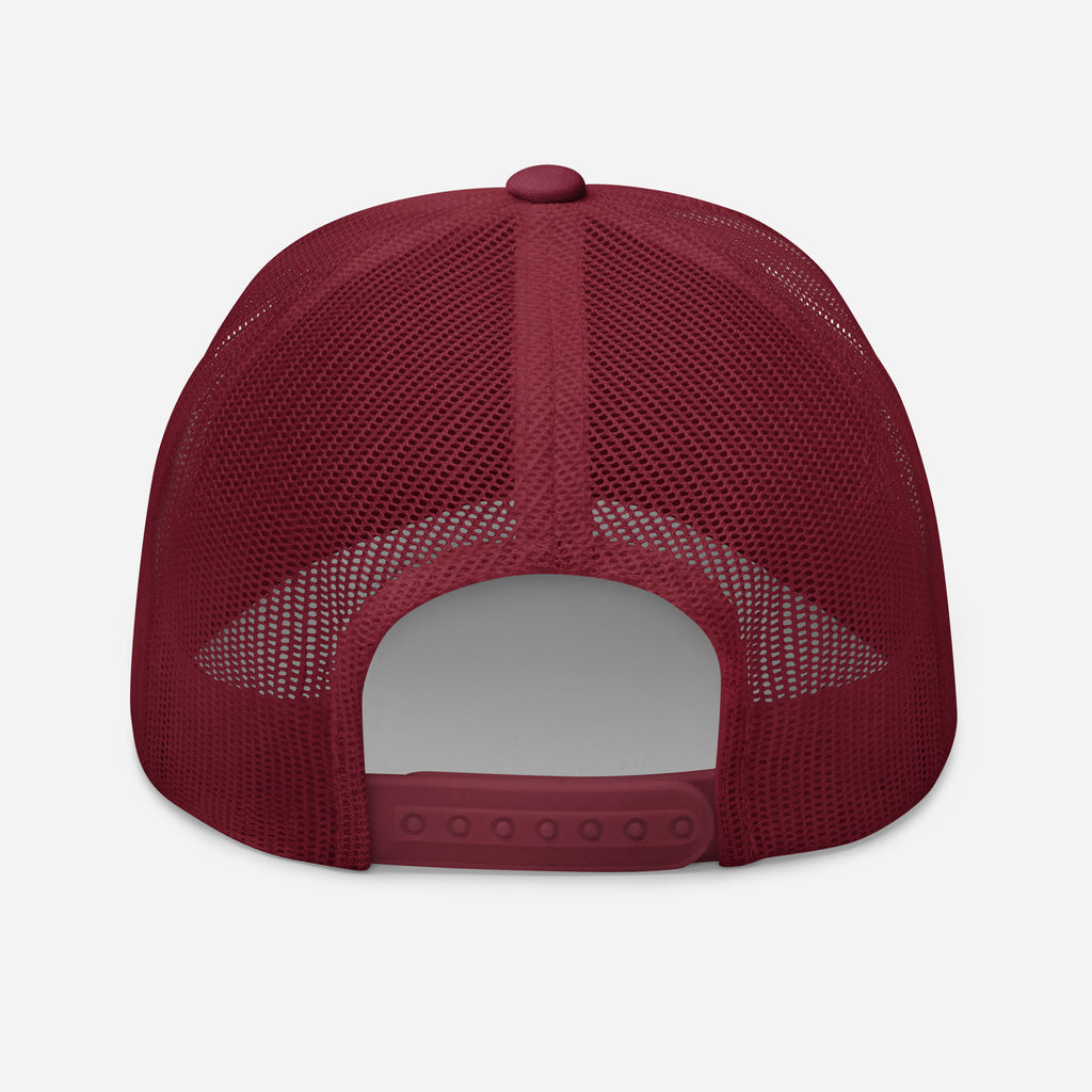 Classic Six-Panel Mesh Trucker Cap – Adjustable Fit